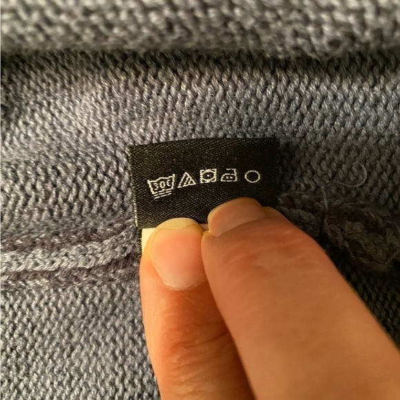 Calvin Klein Jeans Navy V Neck Sweater Men's Medium - Picture 8 of 13